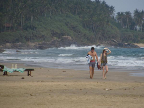 Beach Front 3 Bed Room villa, Tangalla